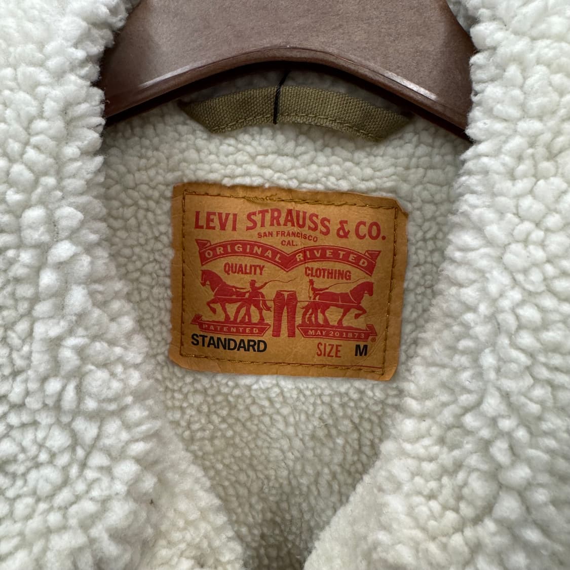 리바이스 타입 3 쉐르파 트러커 자켓 올리브 상품이미지5