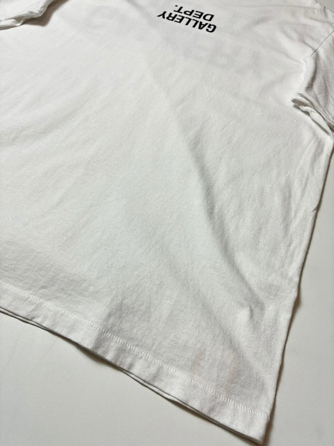 갤러리 디파트먼트 23FW 퍽드 업 로고 반팔 티셔츠 PN9672 상품이미지6