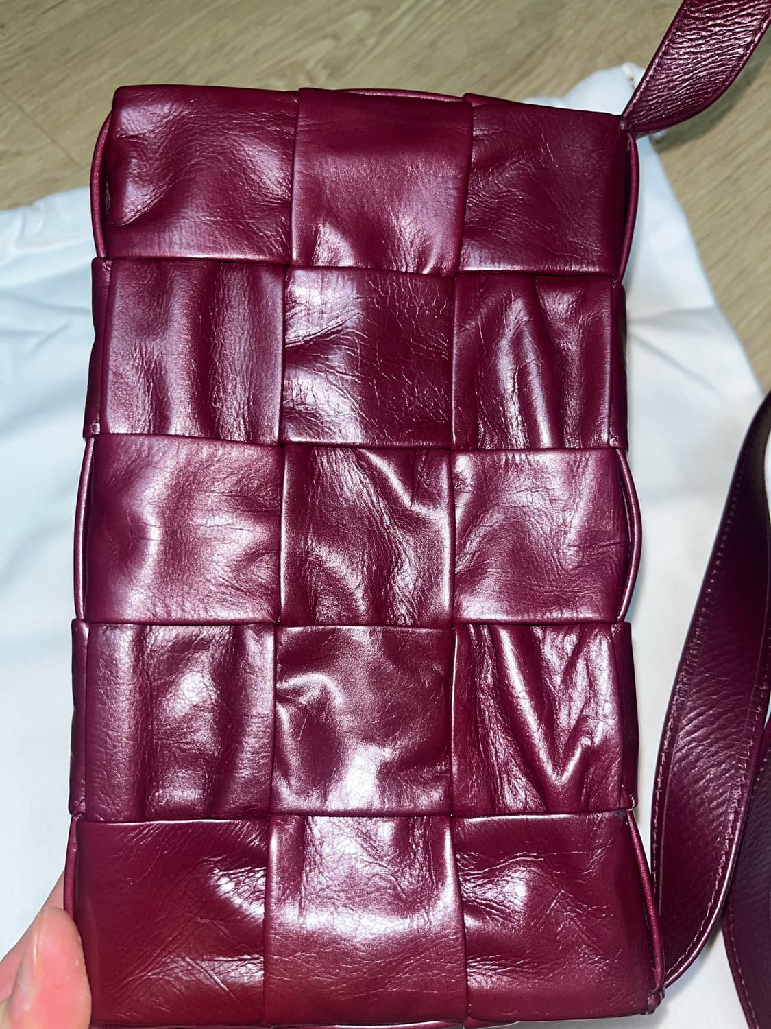 보테가베네타 카세트백 버건디 상품이미지5