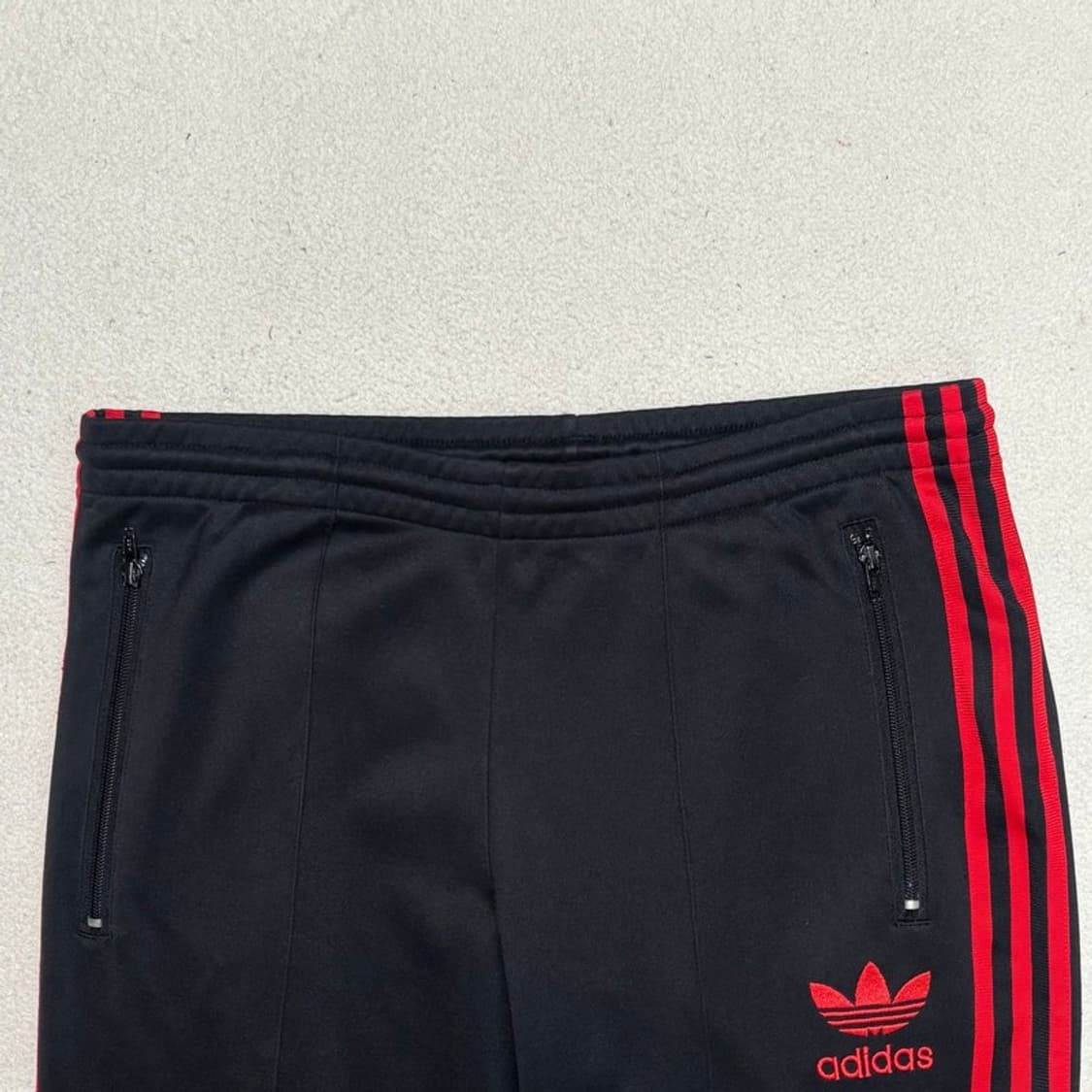 ADIDAS 파이어버드 올드스쿨 트랙 팬츠 차콜 100 상품이미지4