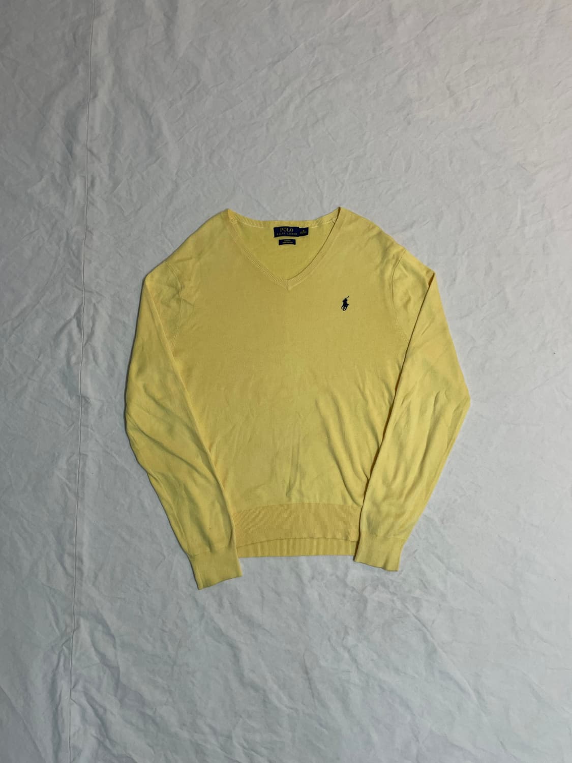 폴로 브이넥 니트 상품이미지1