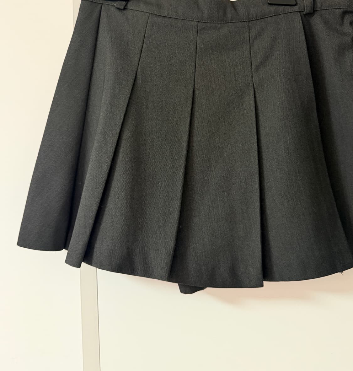 오픈숄더 블라우스 플리츠 치마바지 스커트 코디세트 상품이미지3