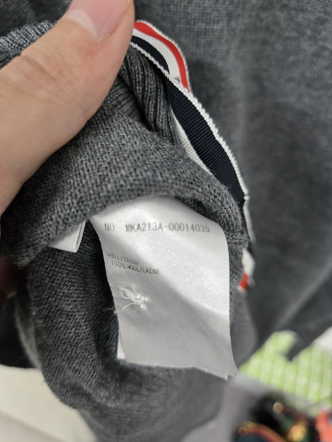 [보증서 정품]톰브라운 밀라노 사선완장 니트 상품이미지7