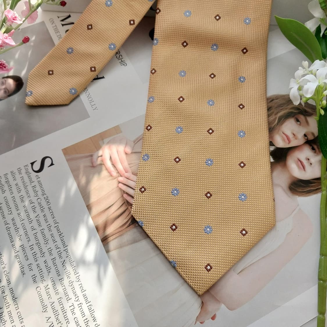 샤를 주르당 실크 베이지 미니 패턴 넥타이 9.8cm A등급 K1594
 상품이미지4