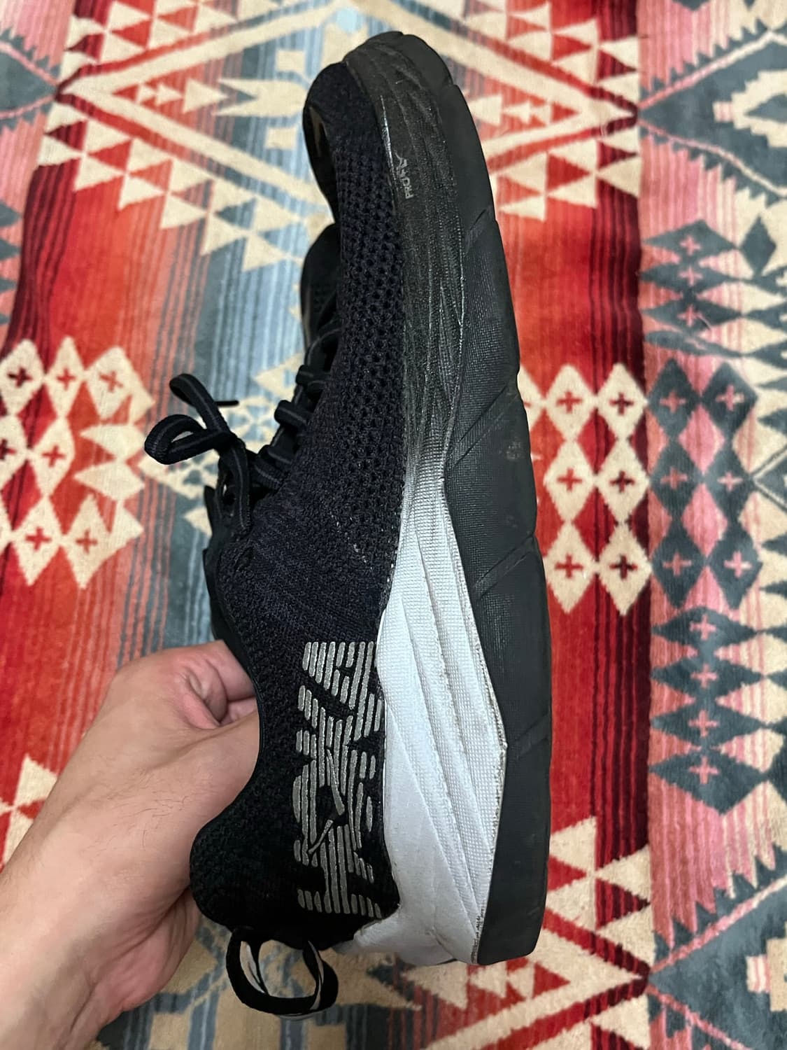Hoka one one mach fly at night 상품이미지3