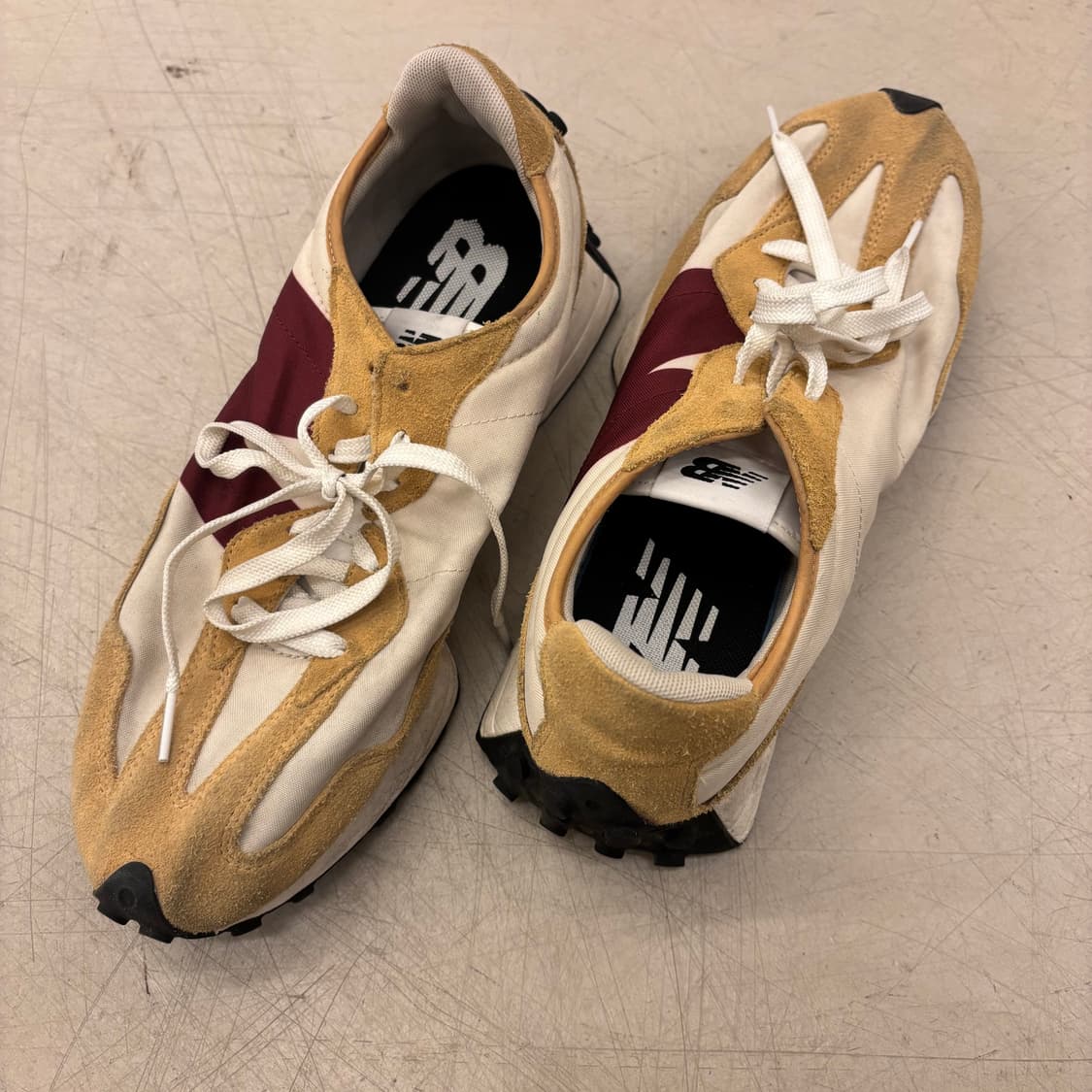 뉴발란스 327 문빔 고스트페퍼 스니커즈 상품이미지2