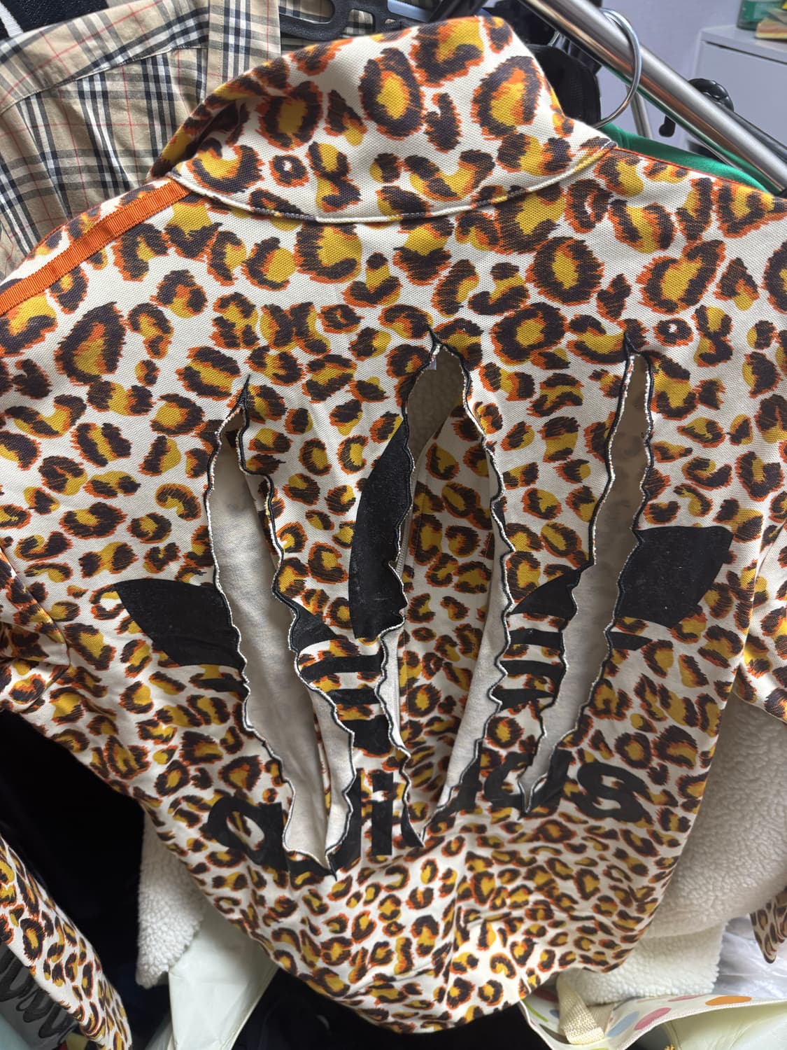 (희귀매물) 아디다스 제레미스캇 레오파드 데미지 져지 상품이미지2