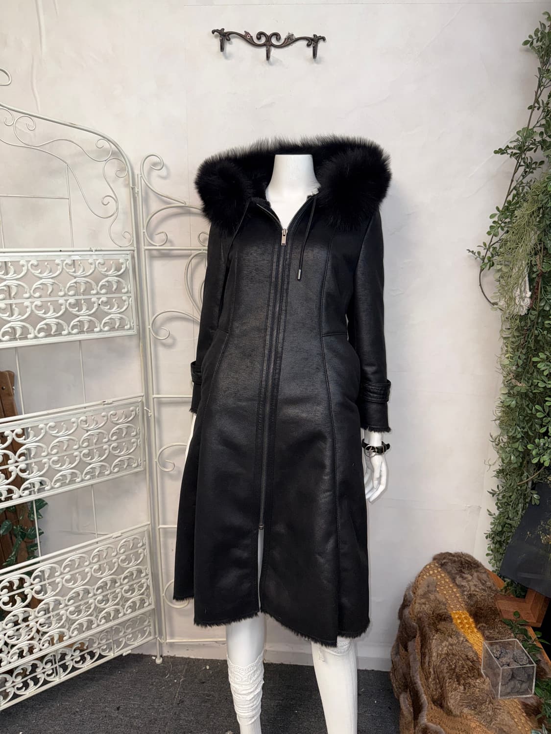 Egoist SAGA fox fur maxi hood mustang  상품이미지5