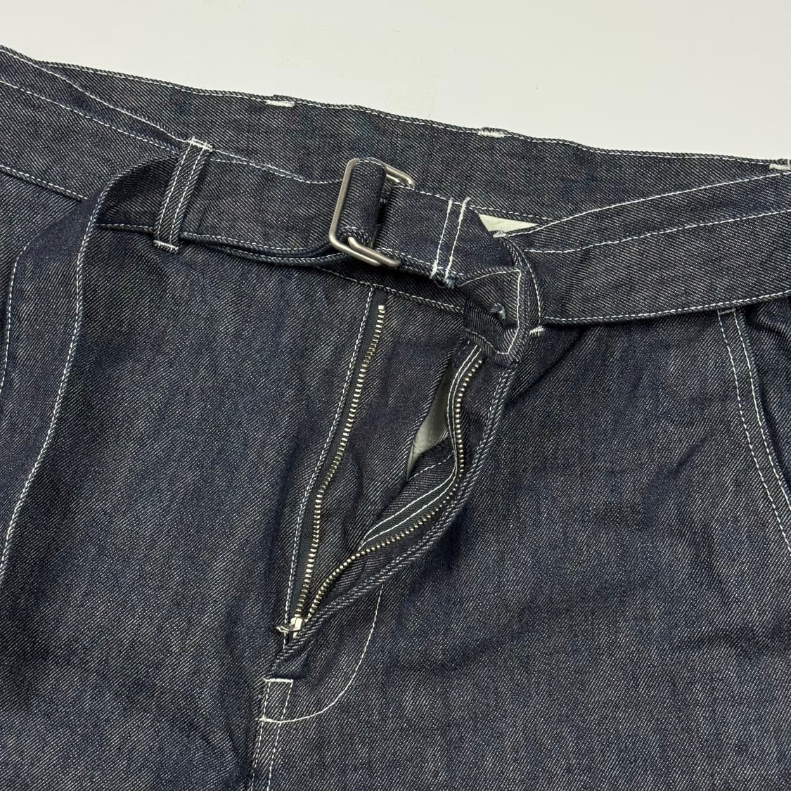 (33) 뷰티앤유스 유나이티드에로우즈 벨티드 데님 팬츠 상품이미지5