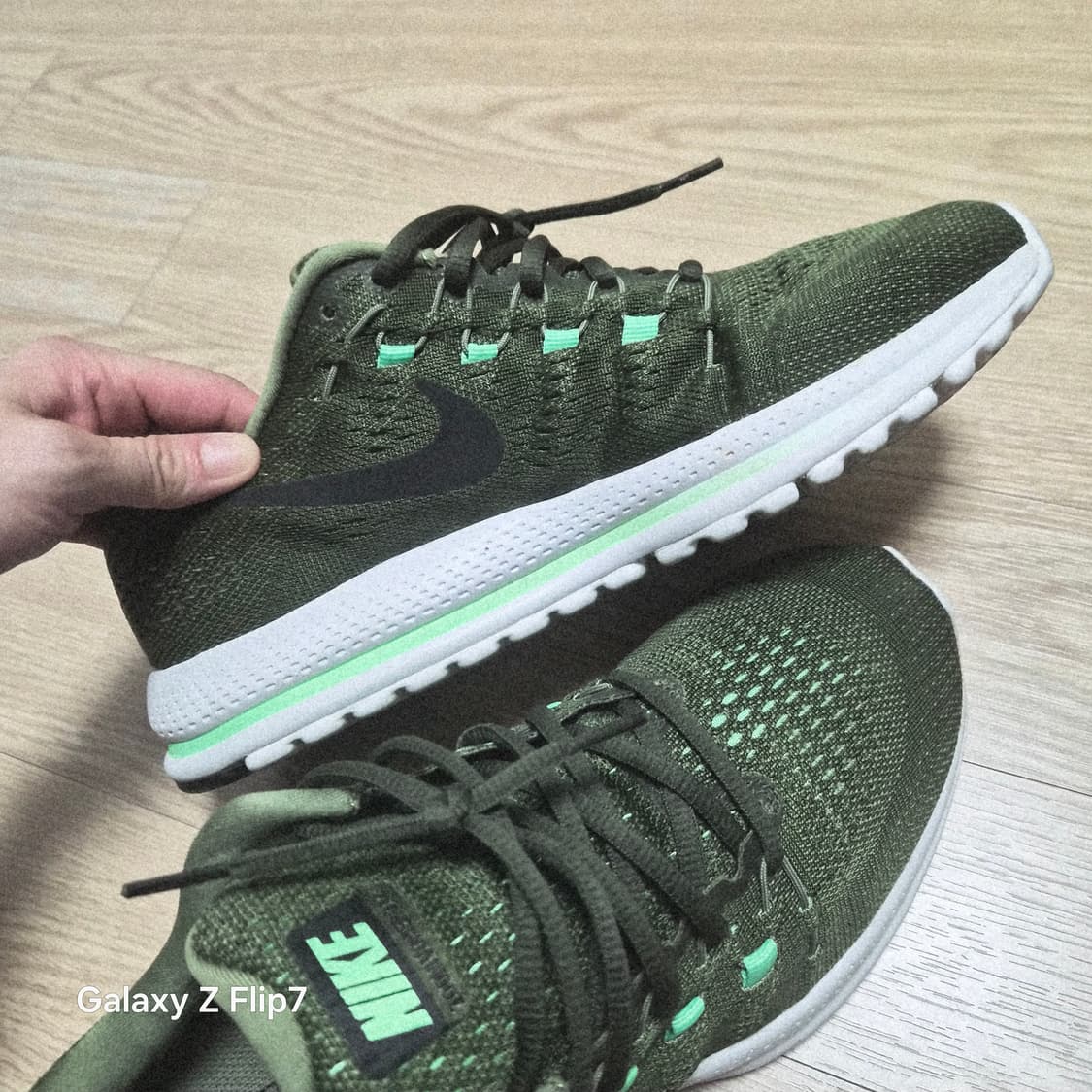 나이키 에어 줌 보메로 그린 상품이미지4