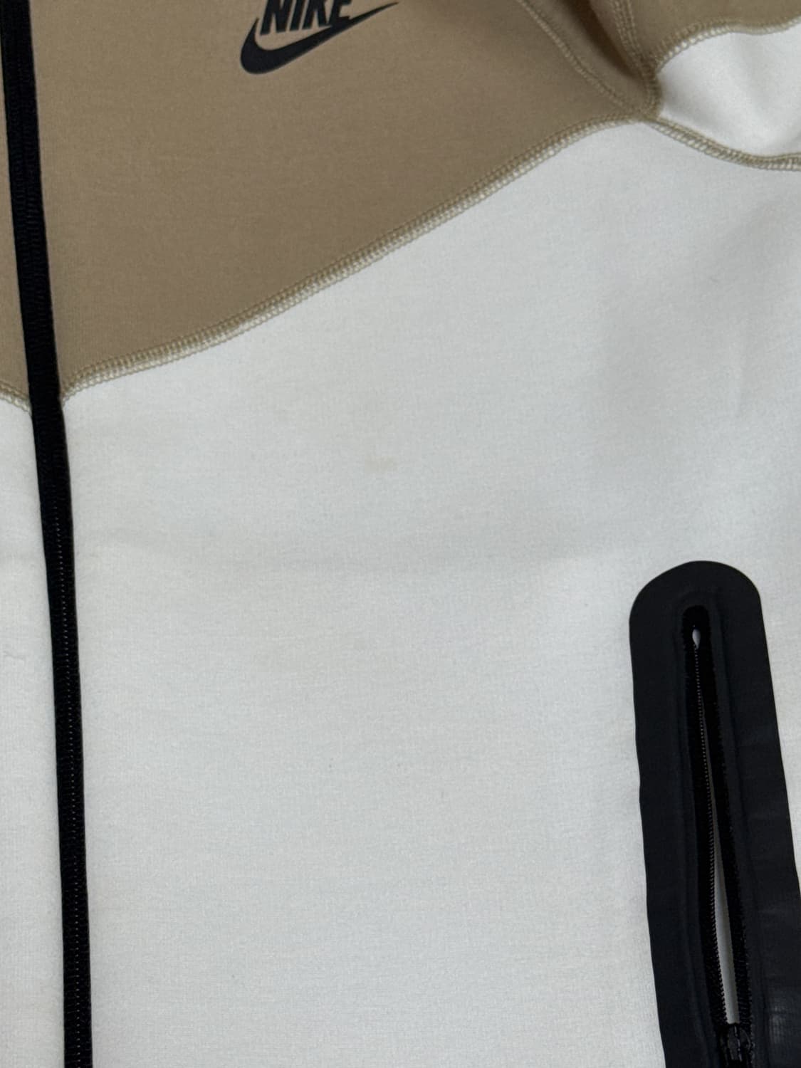 나이키 테크팩 브라운화이트 상품이미지4