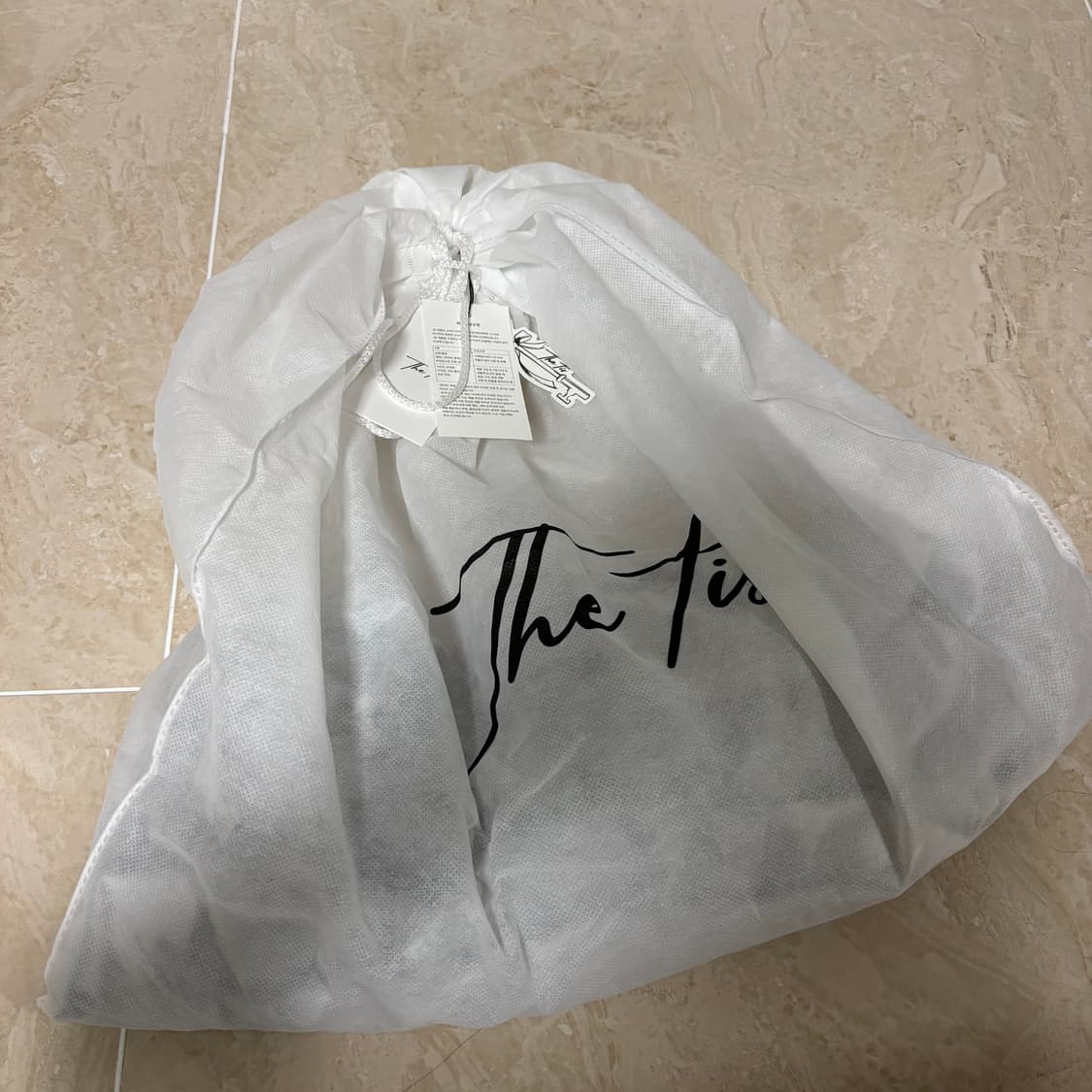 더티스 빅리본 새틴백 가방 thetis 상품이미지3