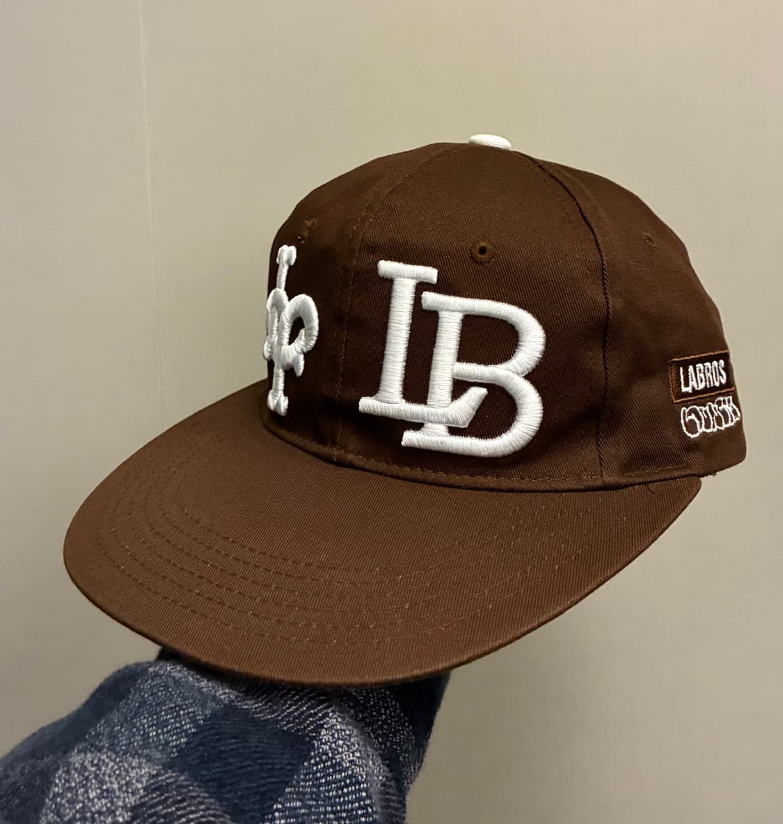 (F)라브로스 LT LB 자수 6패널 볼캡 모자 다크브라운 상품이미지1
