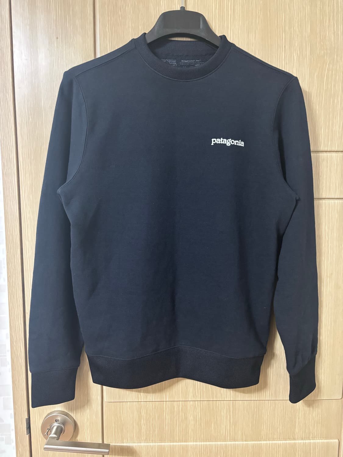 파타고니아 맨투맨 로고 상품이미지3