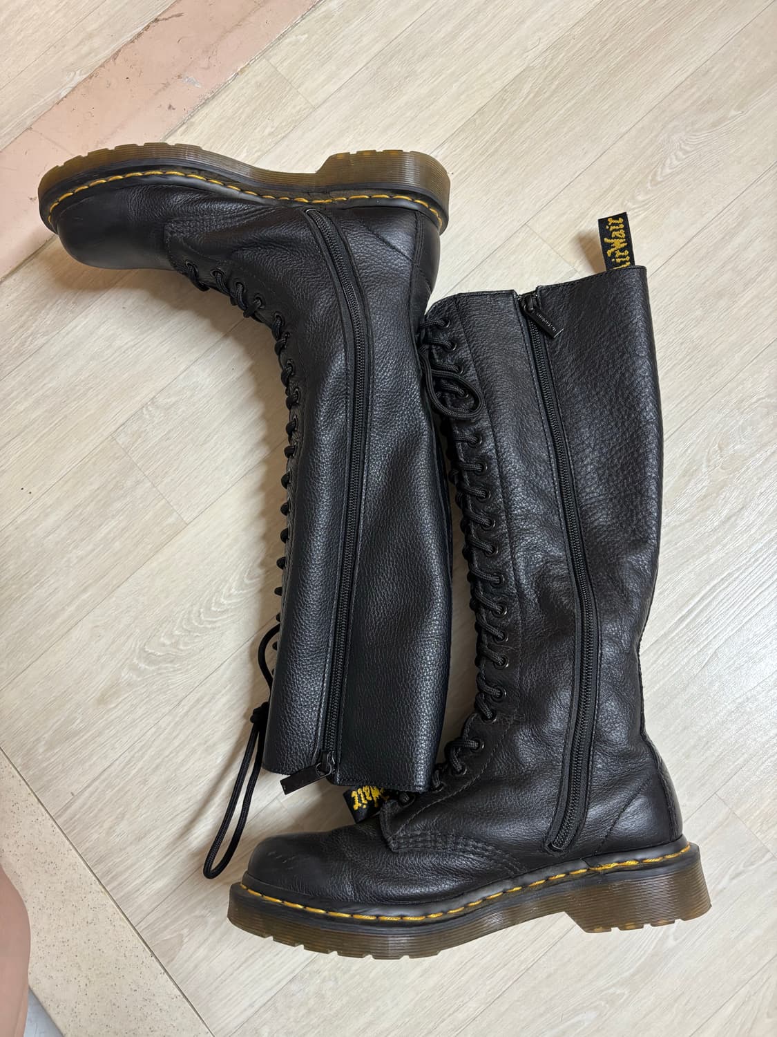 uk5) 닥터마틴 1B60 20홀 상품이미지5