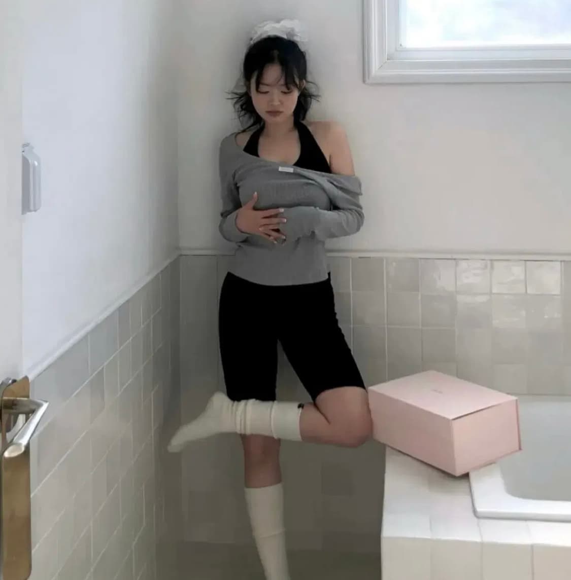 레터프롬문 레터즈 투웨이 슬림 티셔츠 그레이 상품이미지4