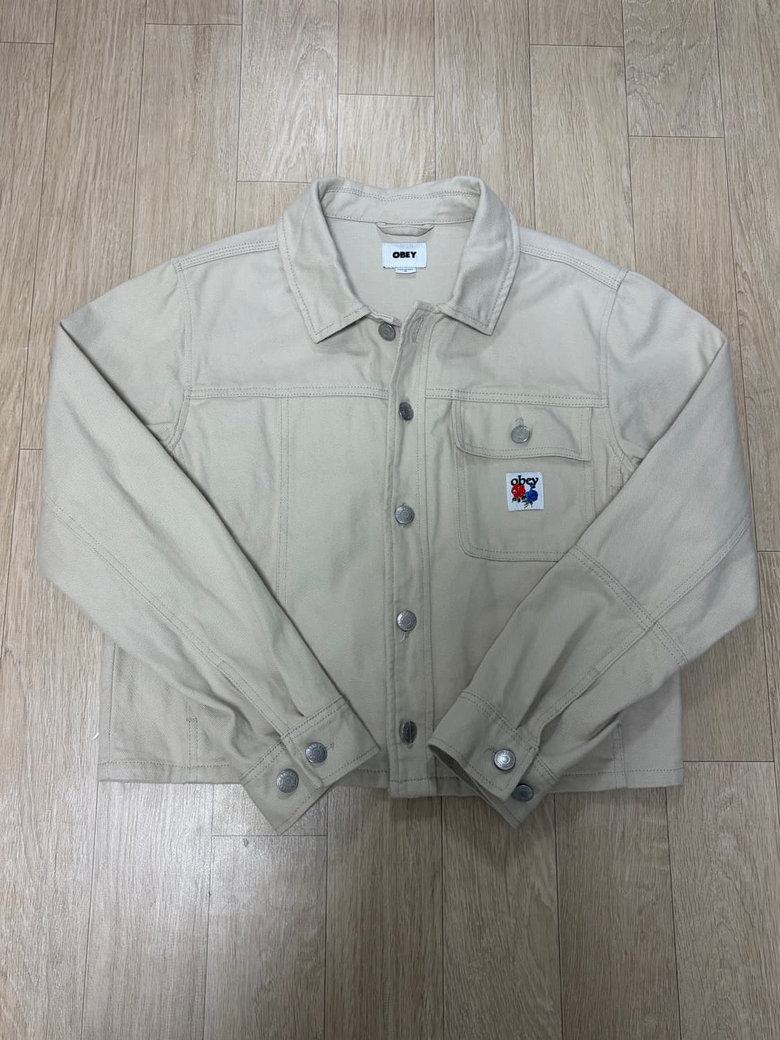 OBEY 베이지색 크롭 자켓 M 상품이미지3