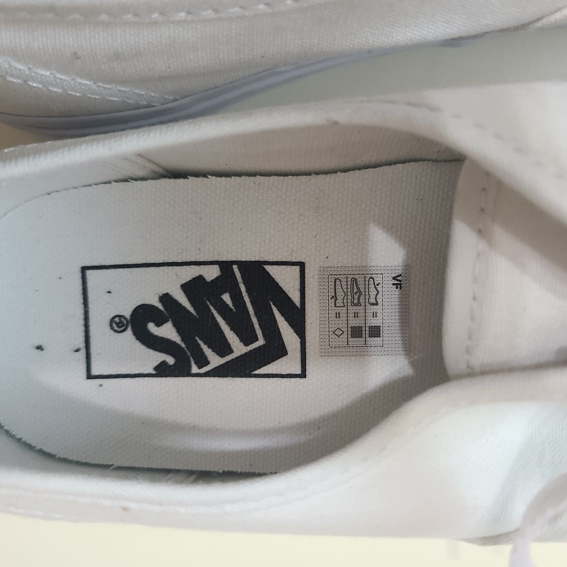 새 VANS 화이트스니커즈 245-250 상품이미지4