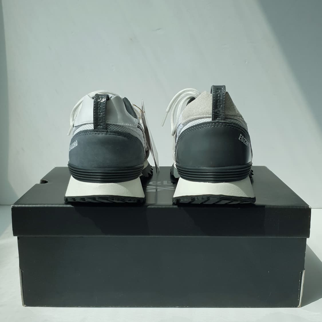 ENGINEERED GARMENTS x REEBOK
LX2200
 상품이미지10