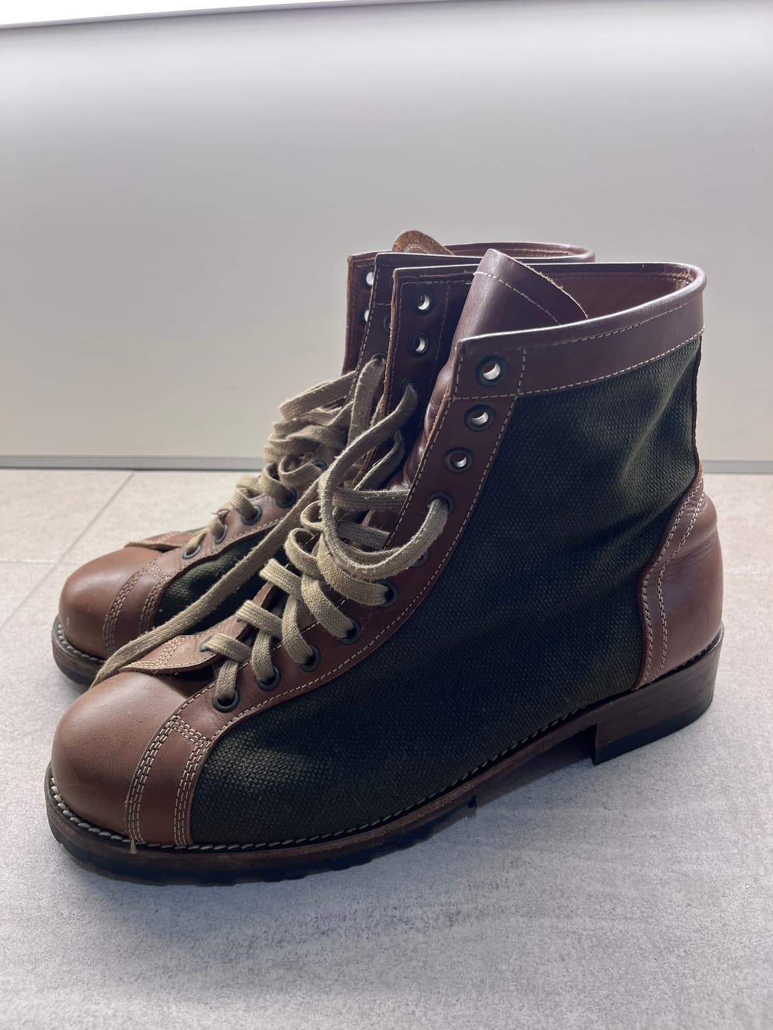 빌리스앤코 몽키부츠 270 팝니다 상품이미지1