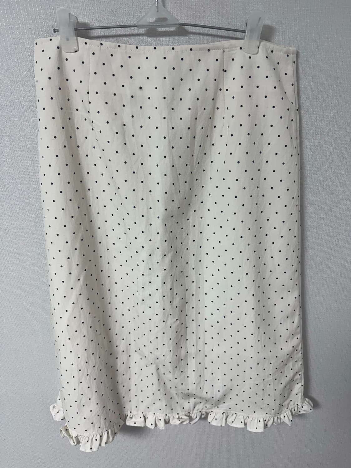 더버터크림 Mini dot frill skirt 상품이미지4