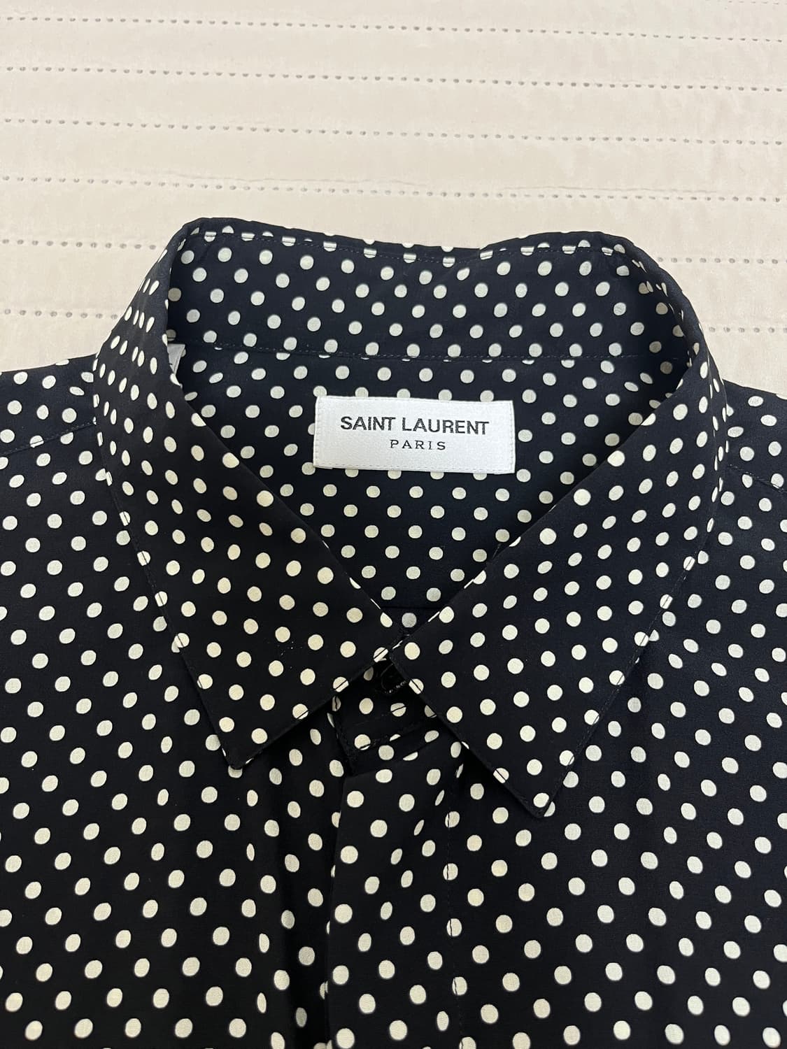 [42] 생로랑 폴카 도트 셔츠 블랙 새상품 상품이미지4