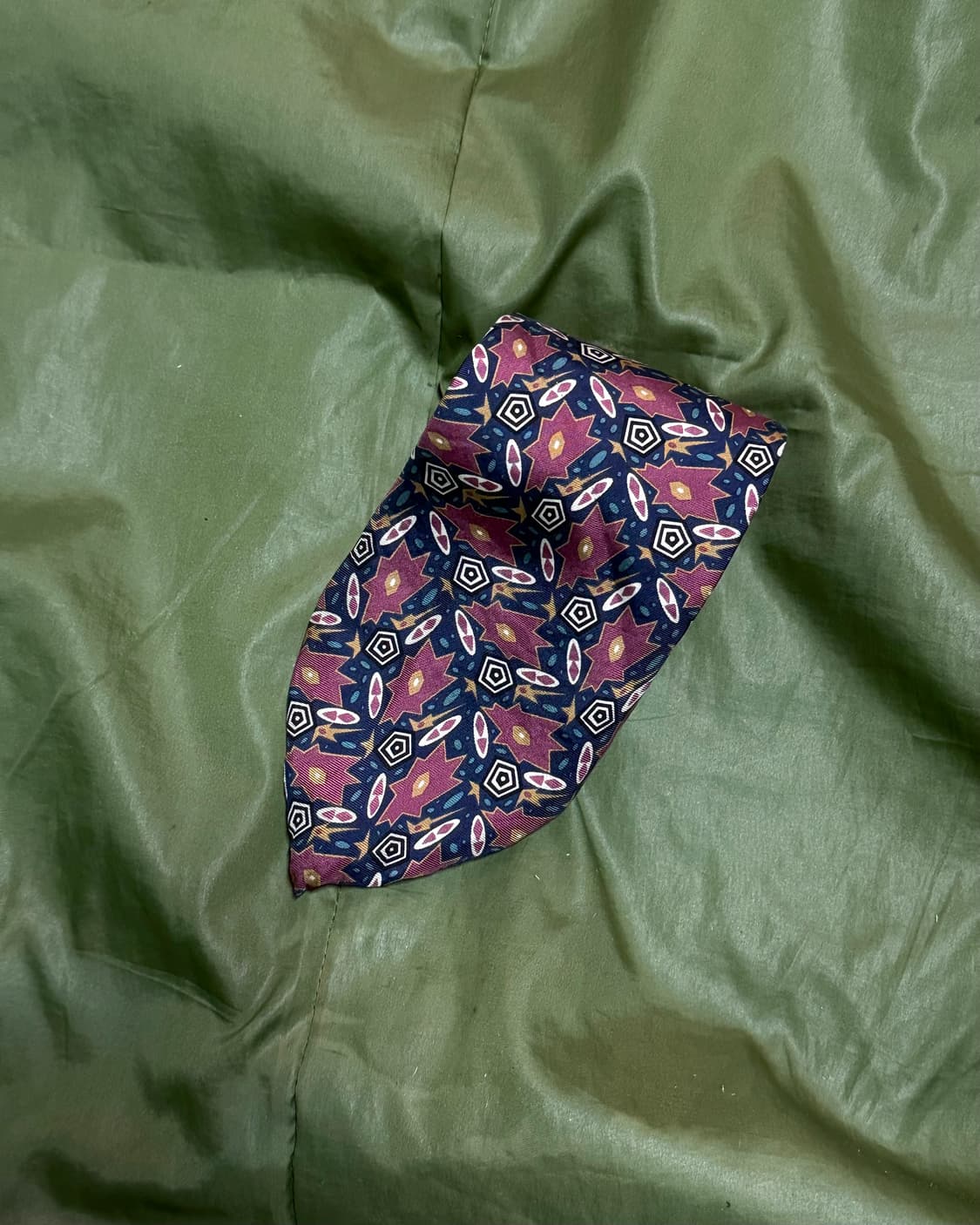 90‘s 크리스찬 디올 지오매트릭 패턴 실크 타이 상품이미지1