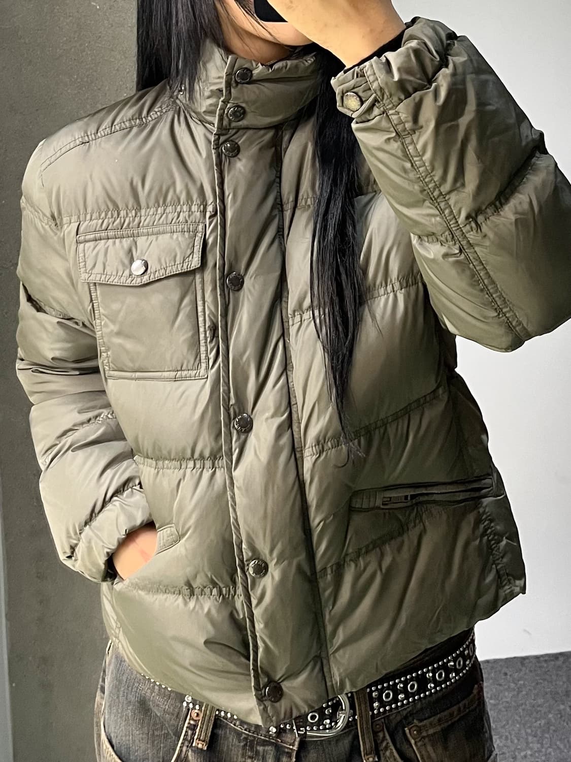 프라다 나일론 푸퍼 다운 자켓 상품이미지2