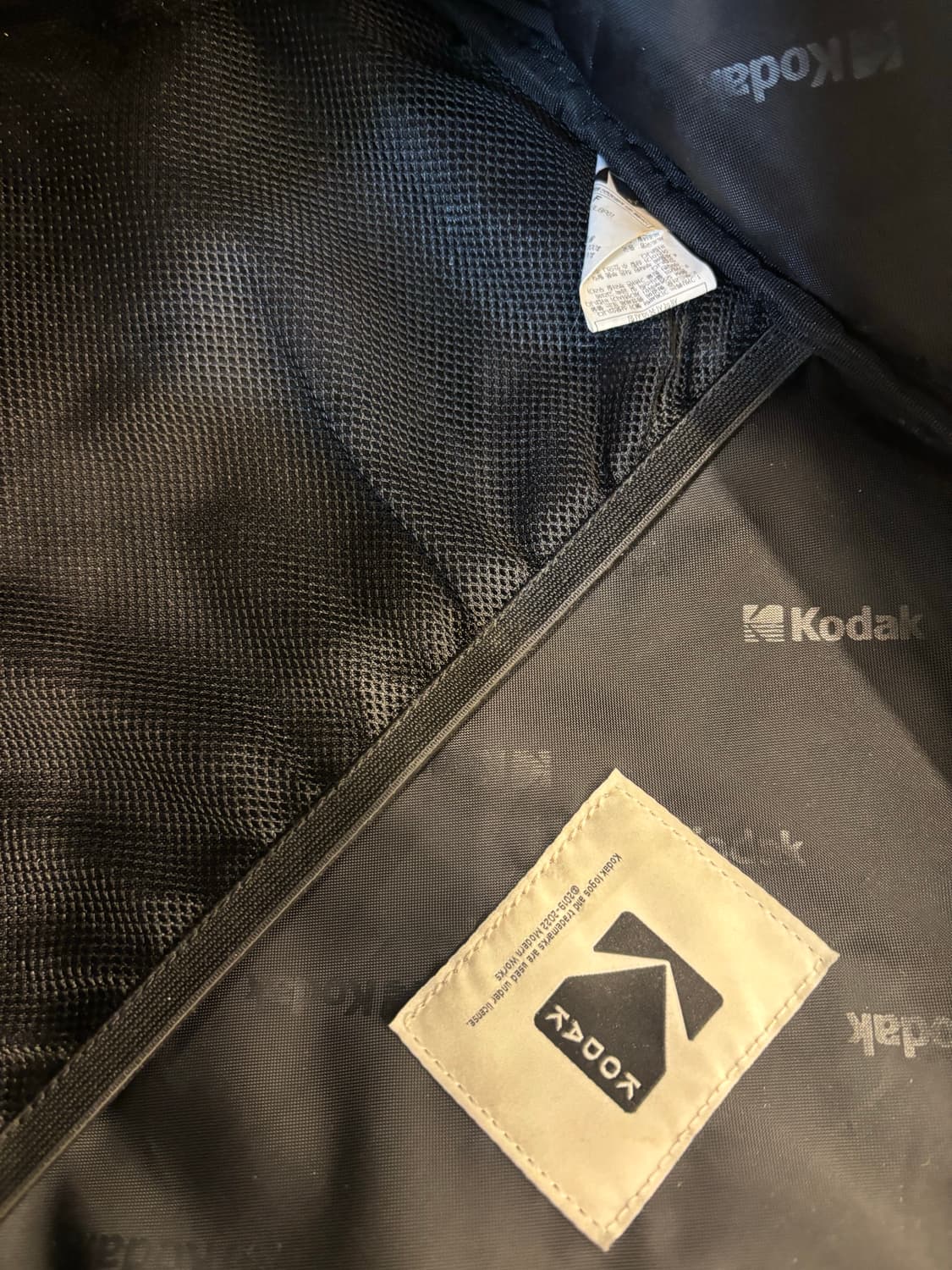 정품 코닥 데이라이트 백팩     상품이미지6