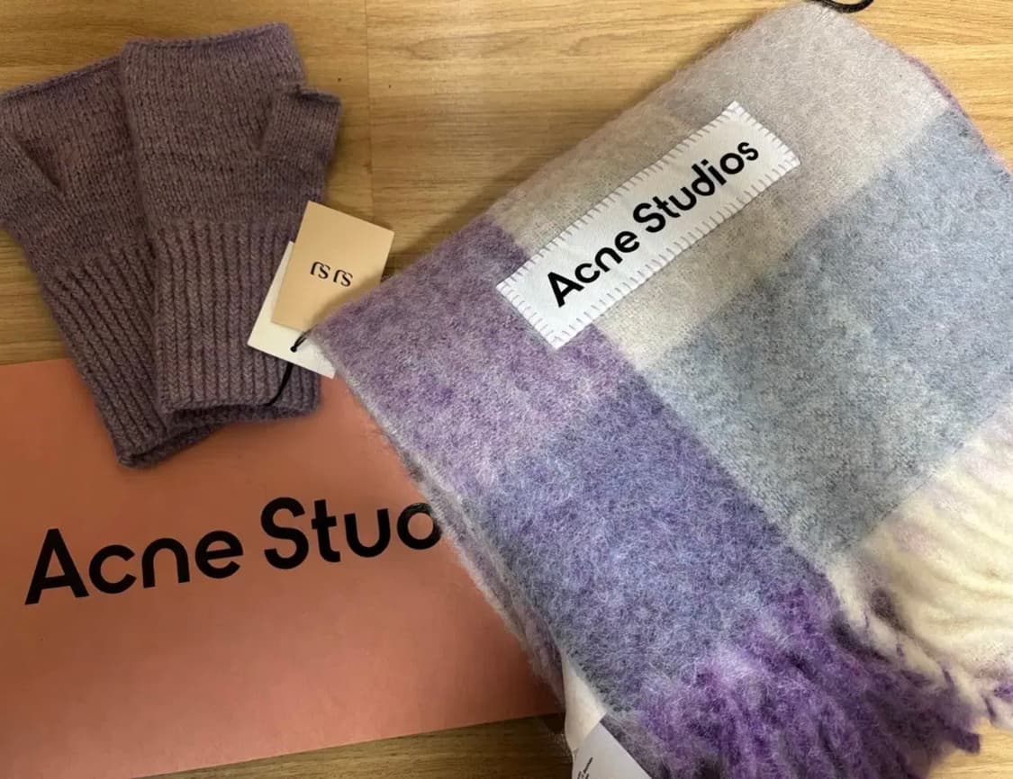 아크네 신상 컬러 퍼플 목도리 + 에스제이 캐시 장갑 상품이미지1