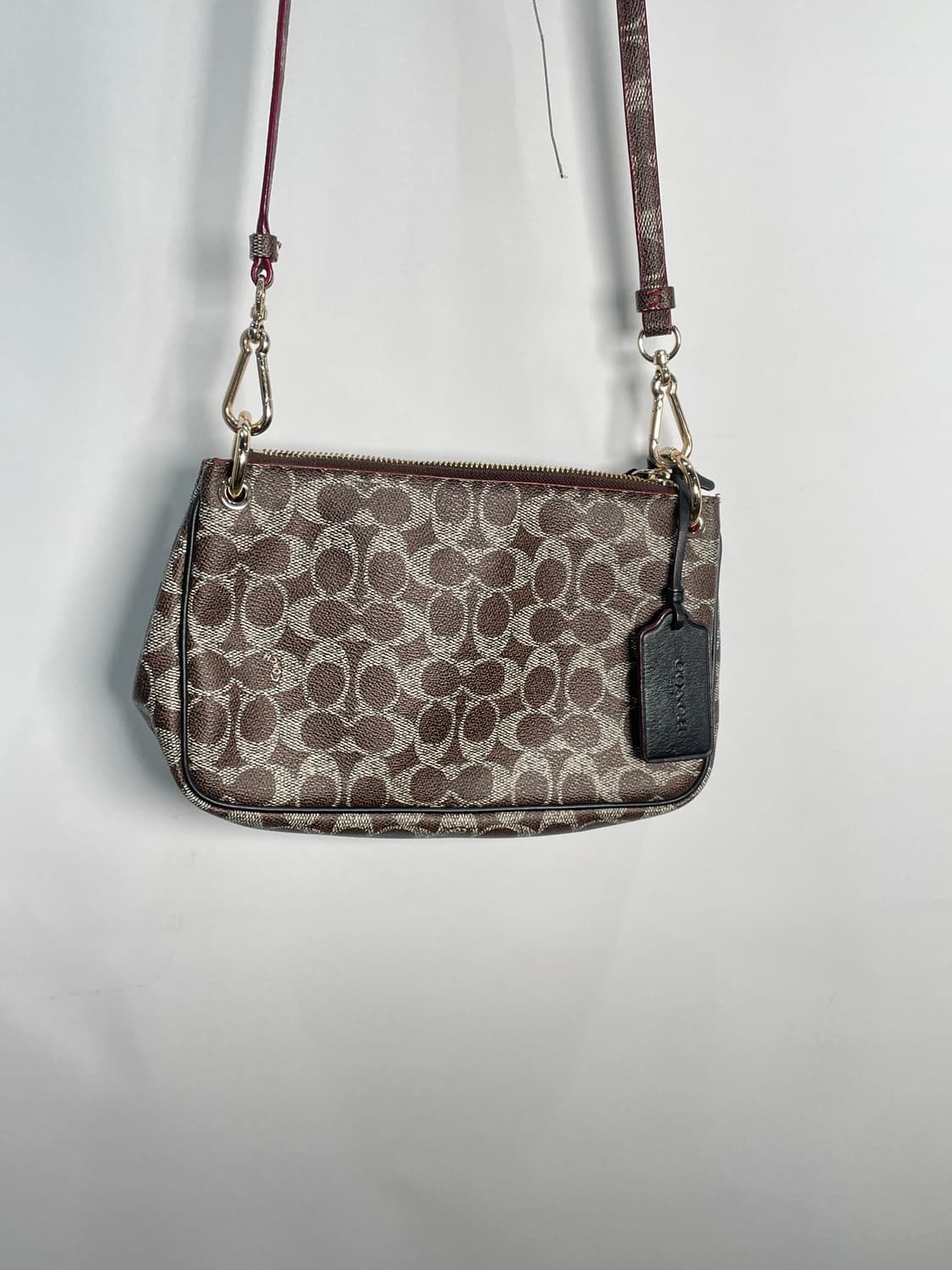 코치  크로스백 상품이미지1