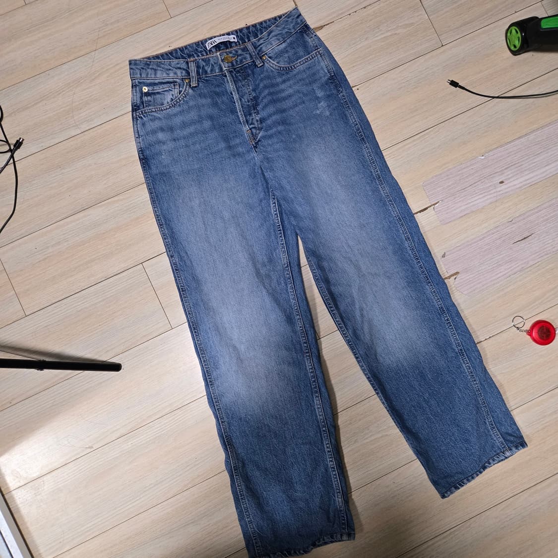 자라 여성 스트레이트핏 팬츠 데님 상품이미지3