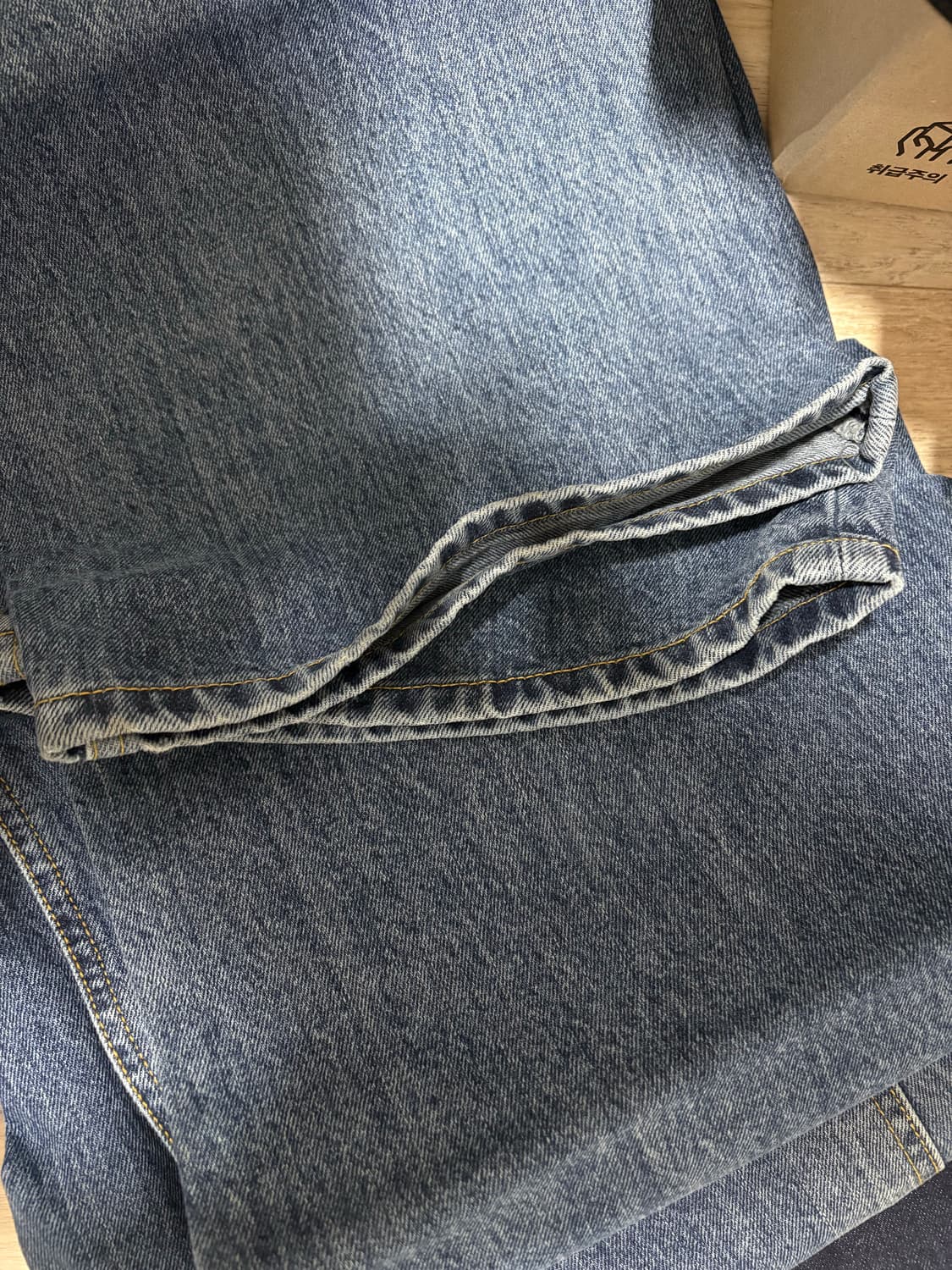 해칭룸 와이드 커브진 워시드 블루 1사이즈 상품이미지2