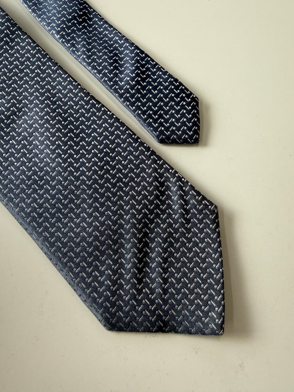 휴고보스 실크 넥타이 9cm 상품이미지4