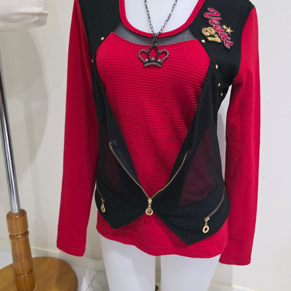 빈티지)레드x블랙 오네갸루y2k 대대장 베메클깔레이어드 베스트롱슬리브집업 상품이미지3