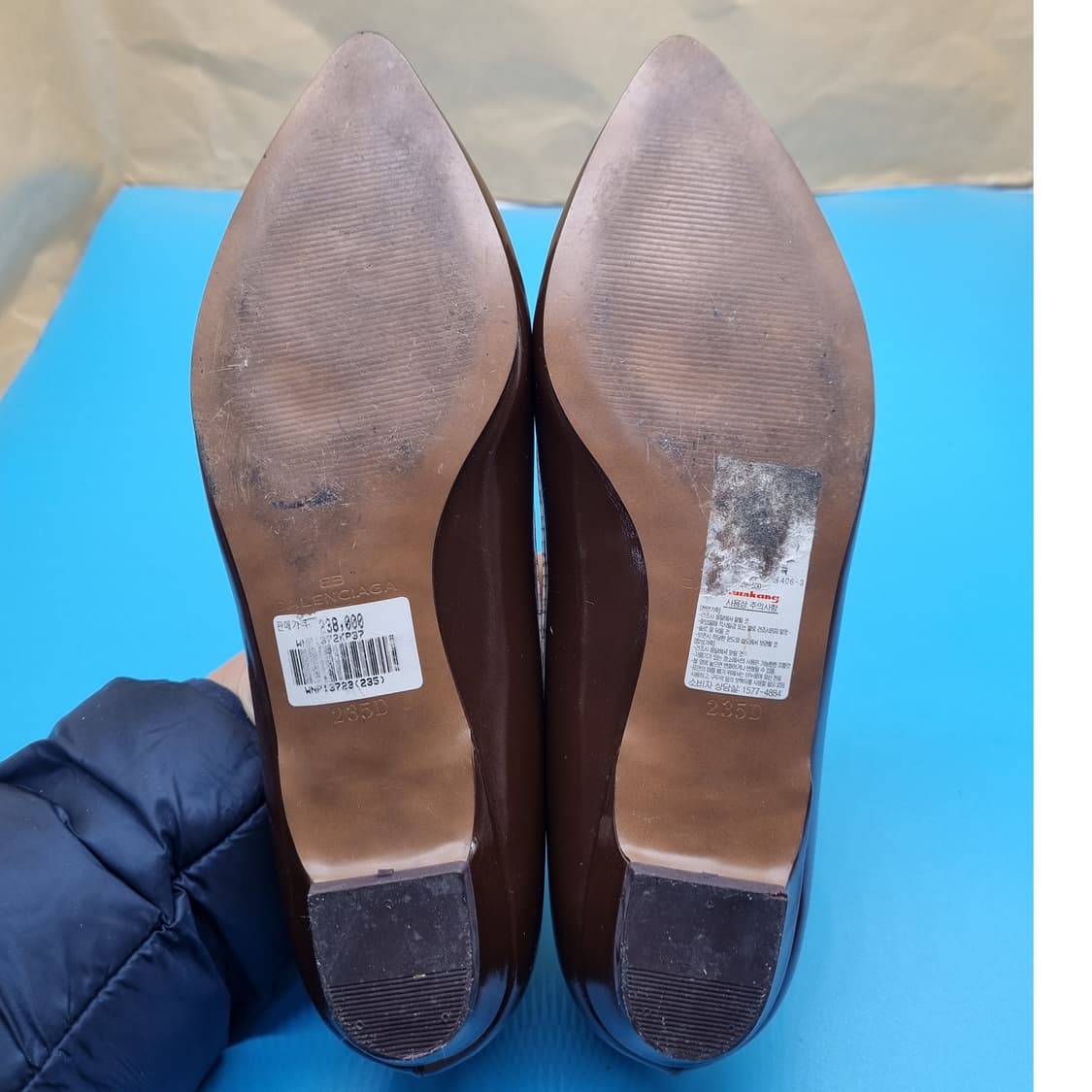 정품 발렌시아가 여성구두235 상품이미지3