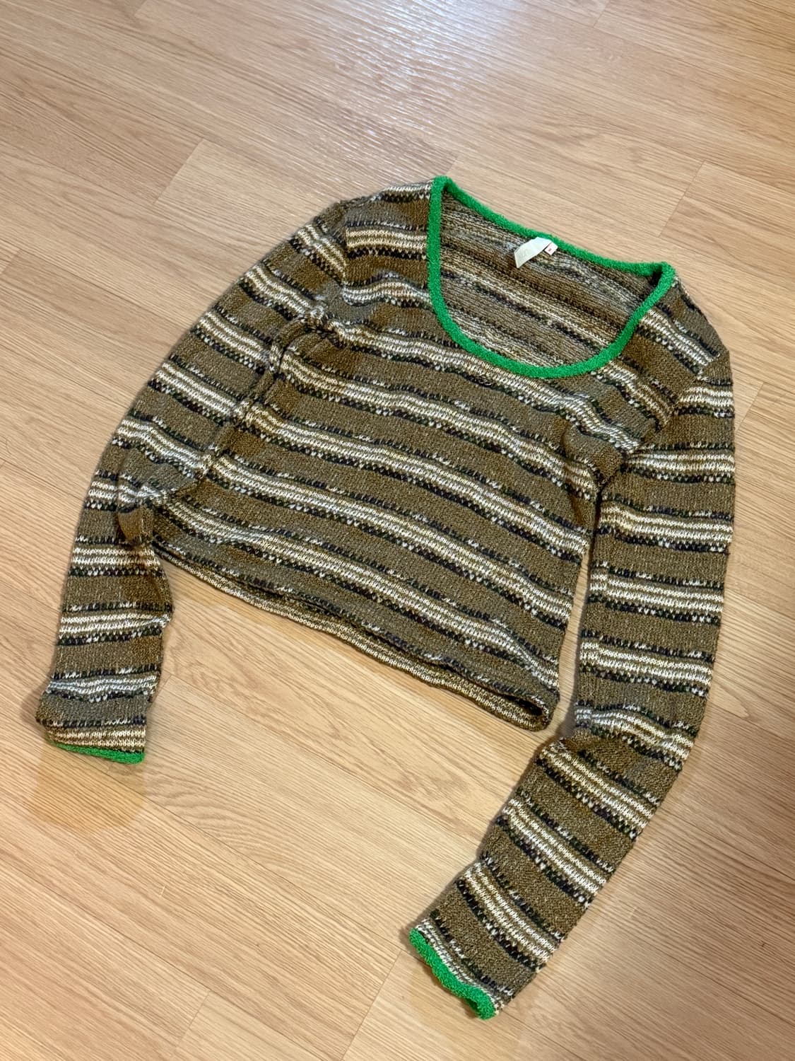 kijun 기준 뉴진스 하니 니트 스트라이프 유넥 니트 상품이미지4