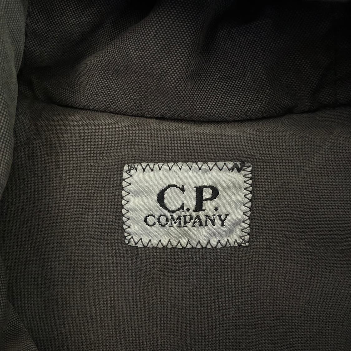 C.P company 씨피컴퍼니 암프린팅 90‘s 후드 패딩 상품이미지7