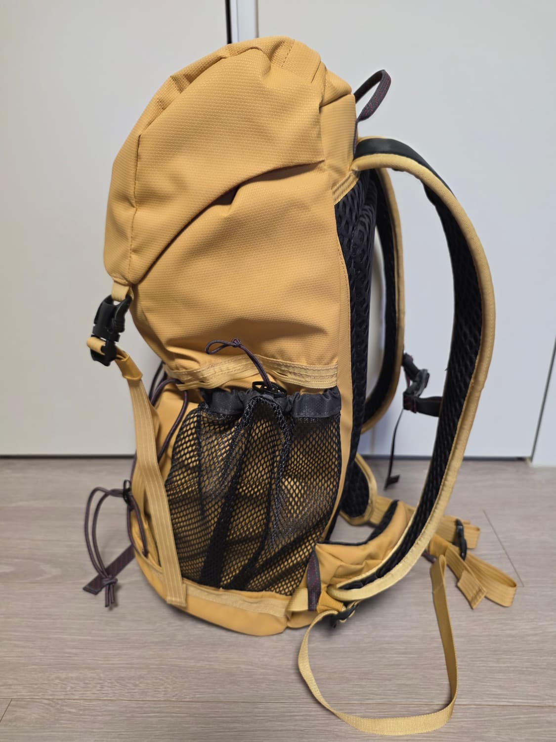 클라터뮤젠 델링 백팩 엠버골드 25L + 미스톄리월 D Pack S 상품이미지3