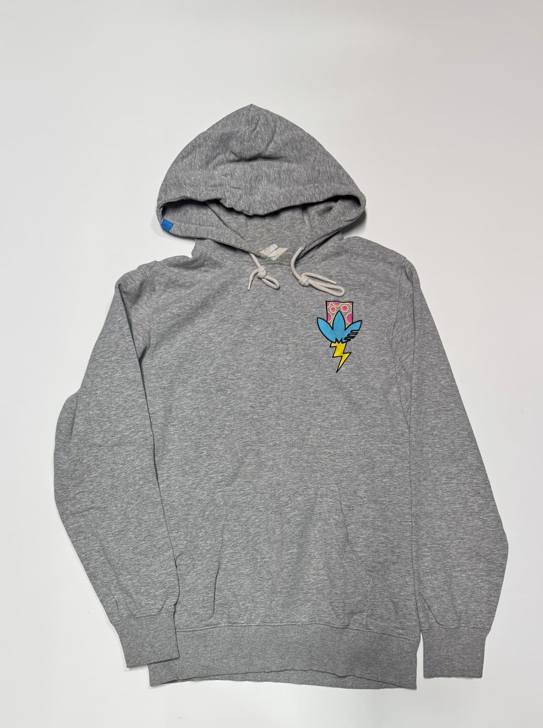 아디다스 올드스쿨 귀여운 뒷 프린팅 후드티 (남녀공용) 상품이미지2