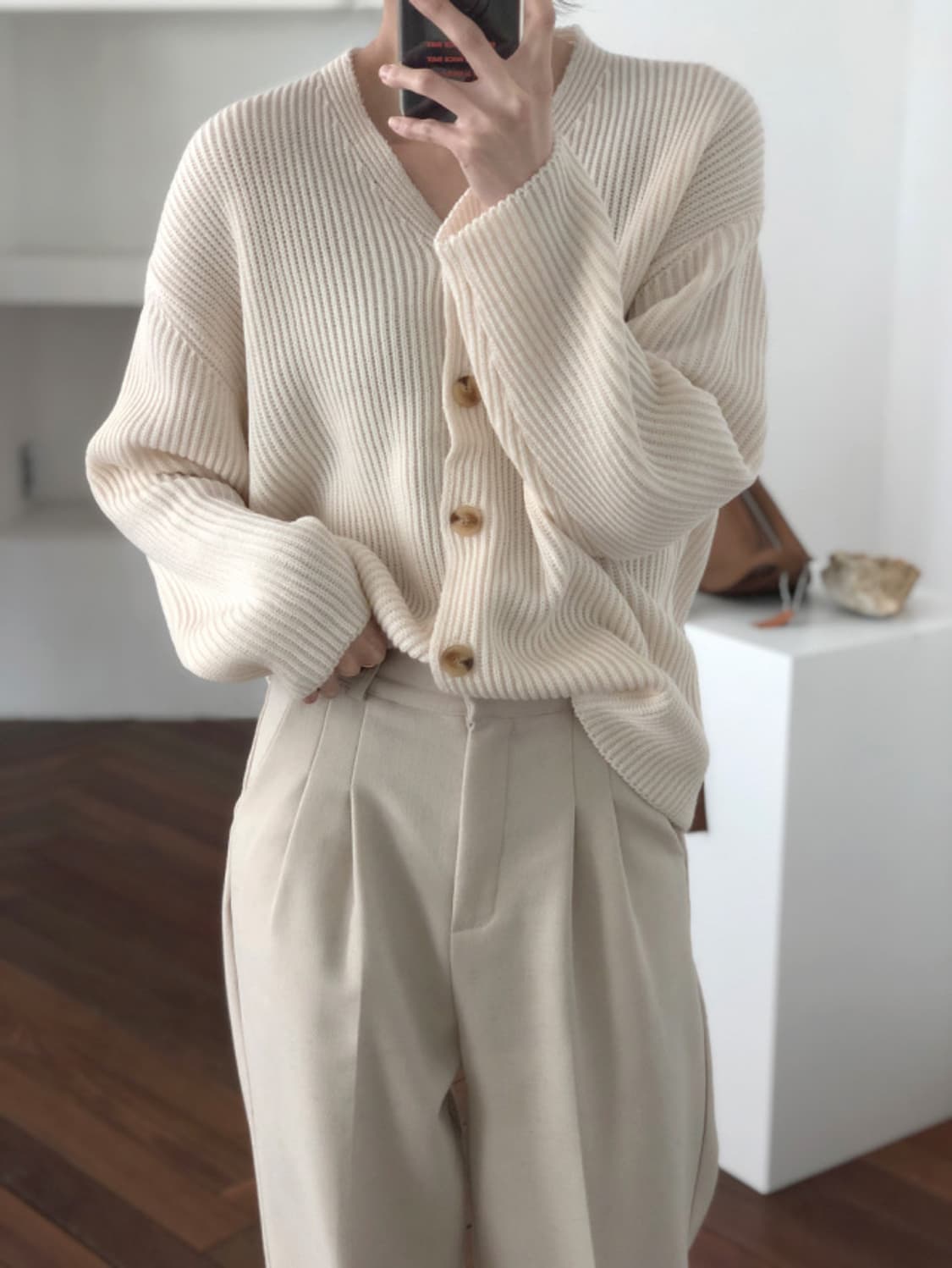 아이보리 니트 가디건 상품이미지4