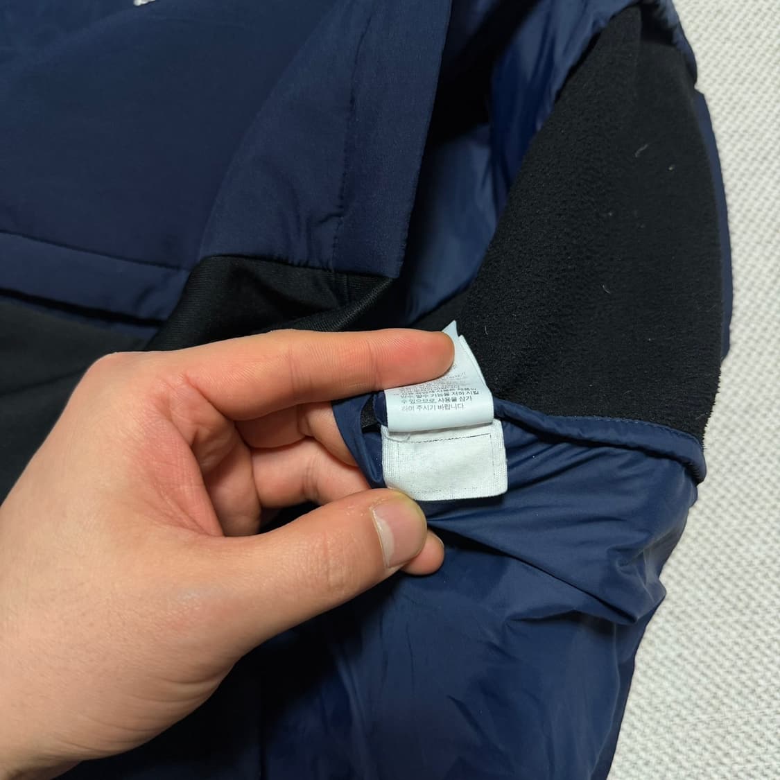 노스페이스 V-Motion 경량패딩 자켓 상품이미지5