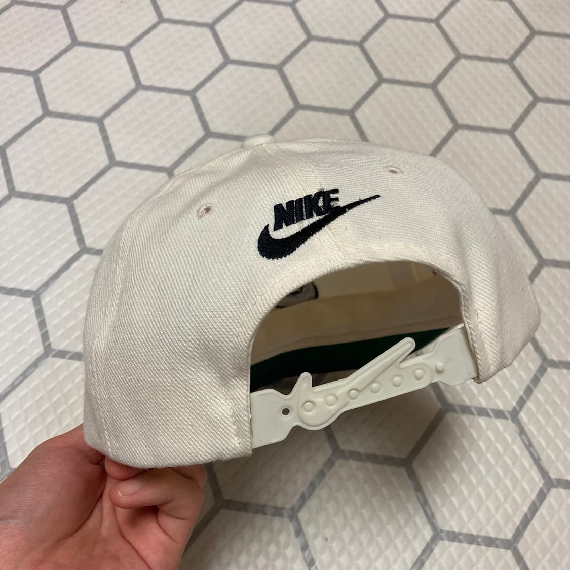 90s 나이키 TEAM NIKE  캡 화이트 ( 뉴진스 민희진 ) 상품이미지5