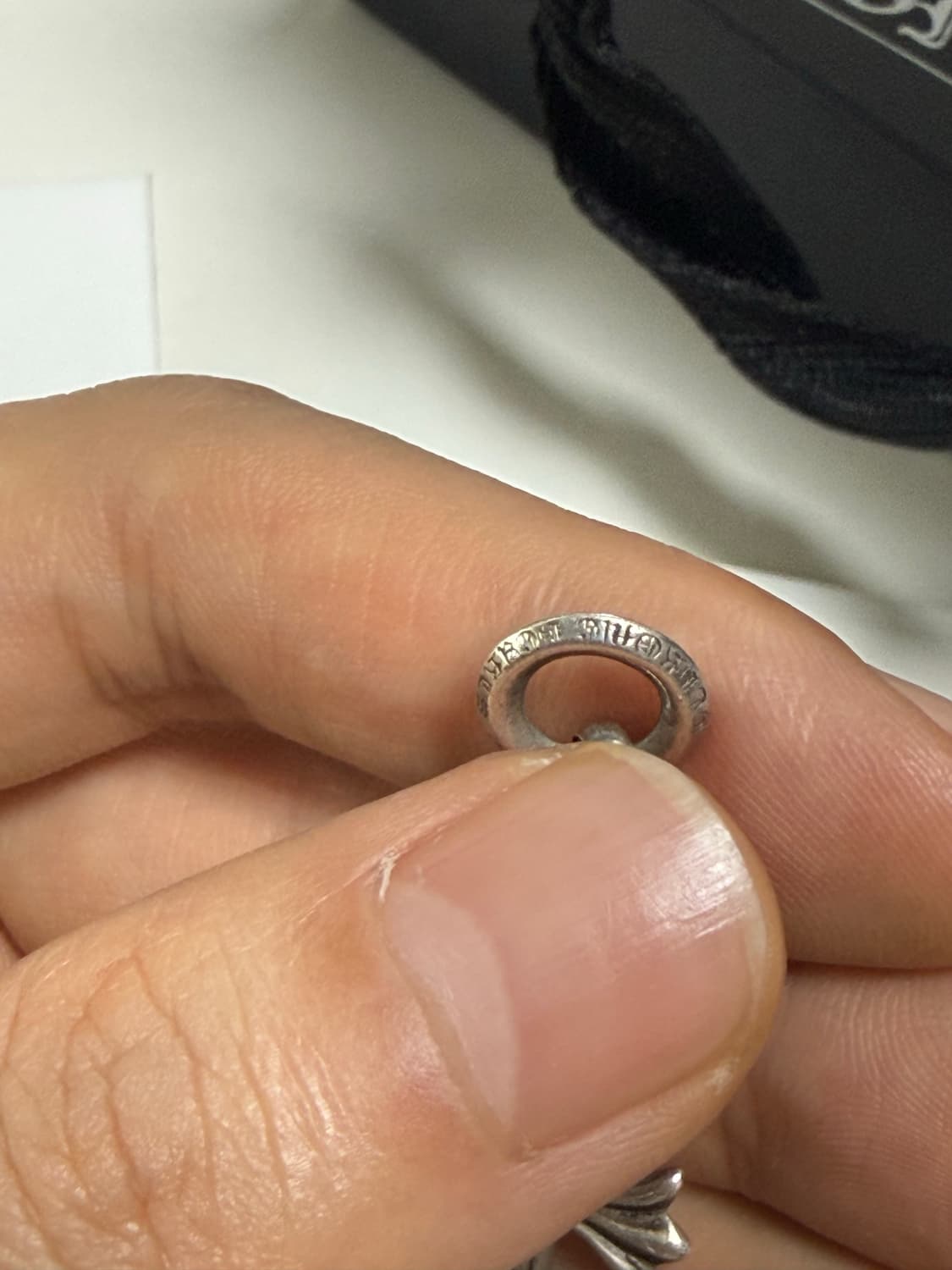 크롬하츠 원볼 타이니크로스 펜던트 상품이미지5