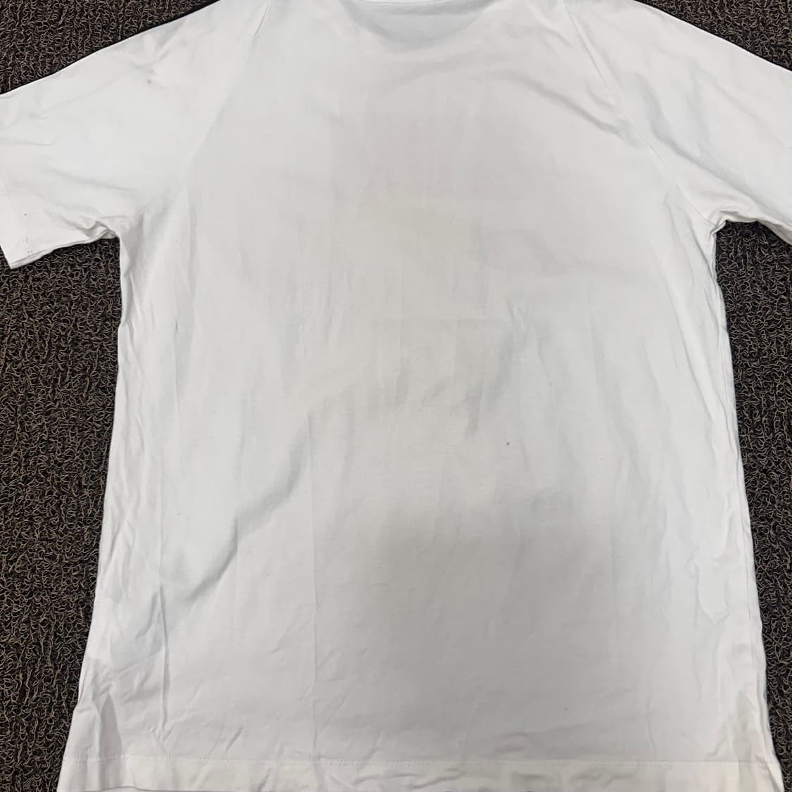 NIKE 나이키 스우시 반팔티셔츠 화이트 XL 상품이미지7