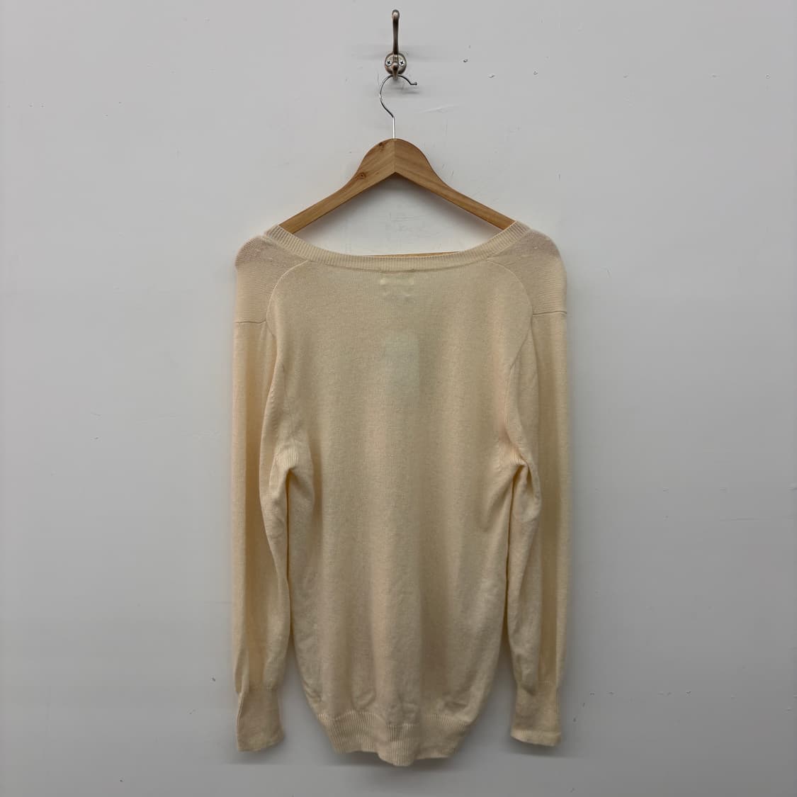 캐시미어 100 브이넥 니트 아이보리 여/L 상품이미지5