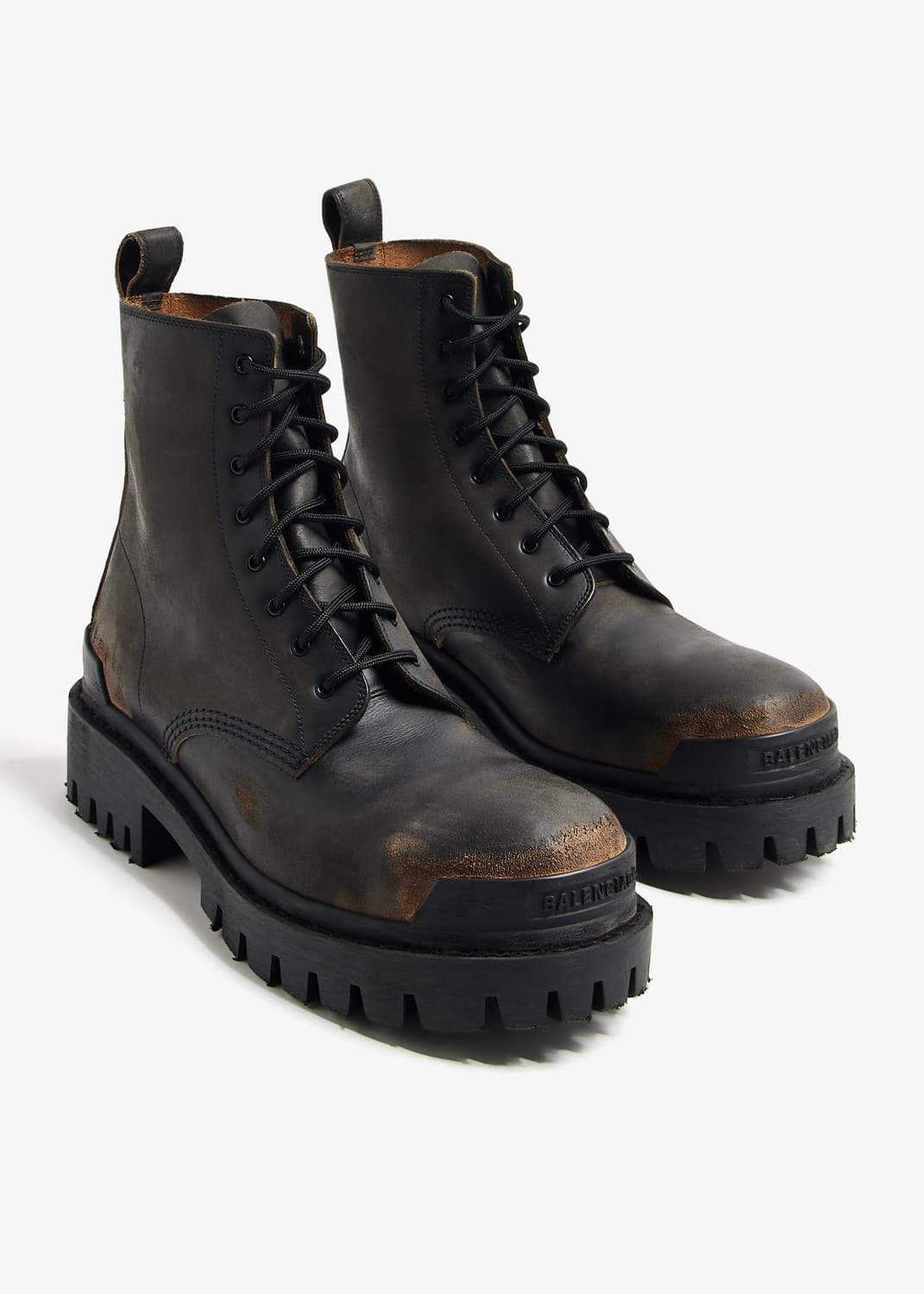 Balenciaga leather strike boots brown 상품이미지1