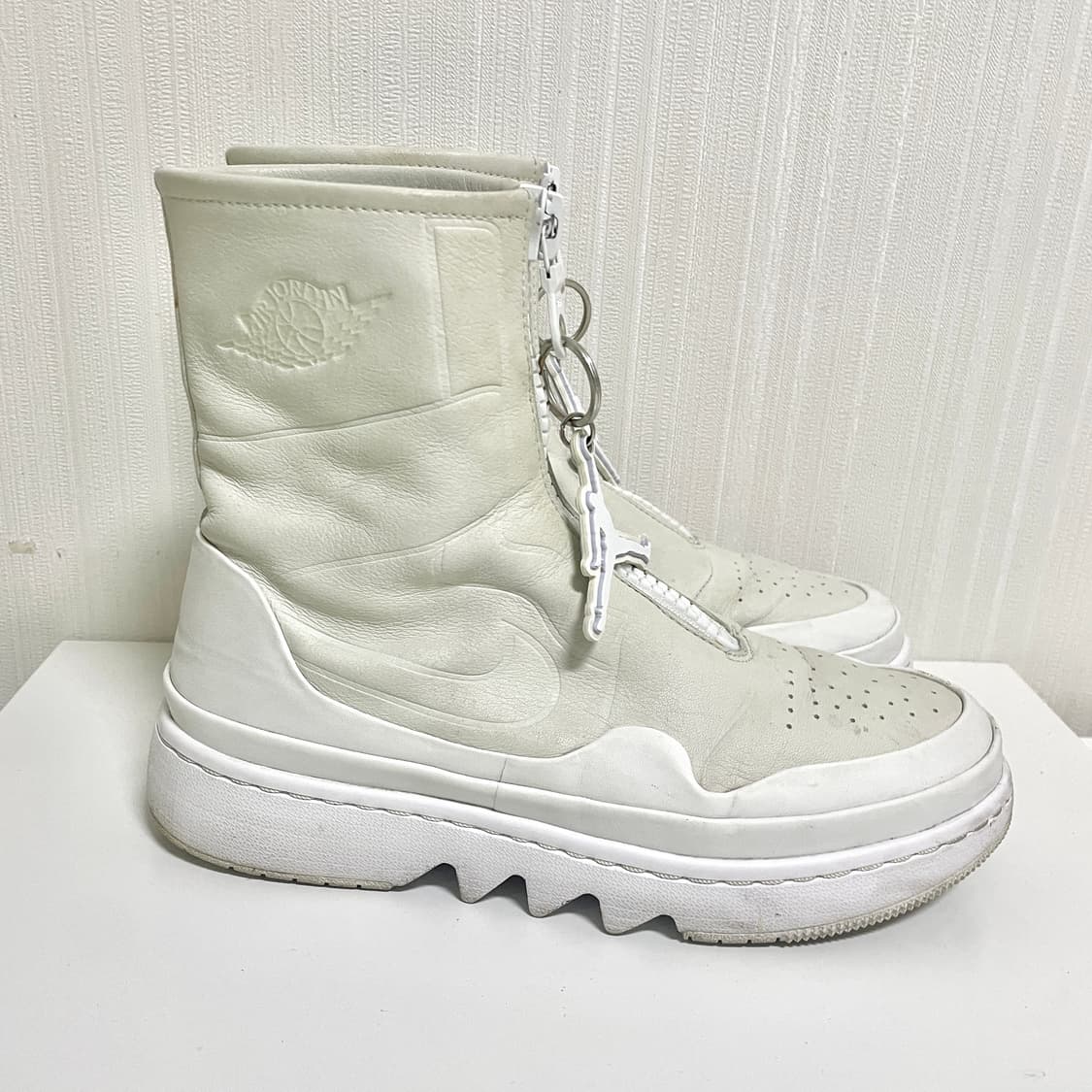 [uk4] 조던1 제스터xx 하이 오프화이트 가죽부츠 + 신발 파우치 상품이미지4