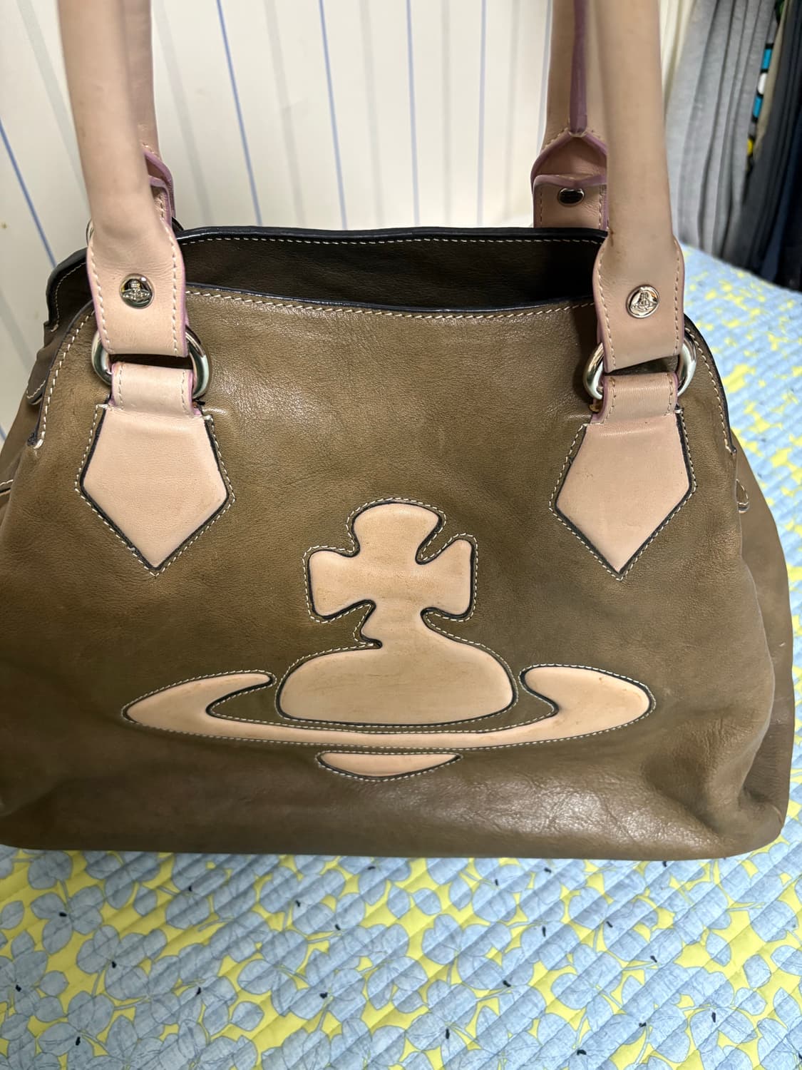 비비안 웨스트우드 헨드백 상품이미지1