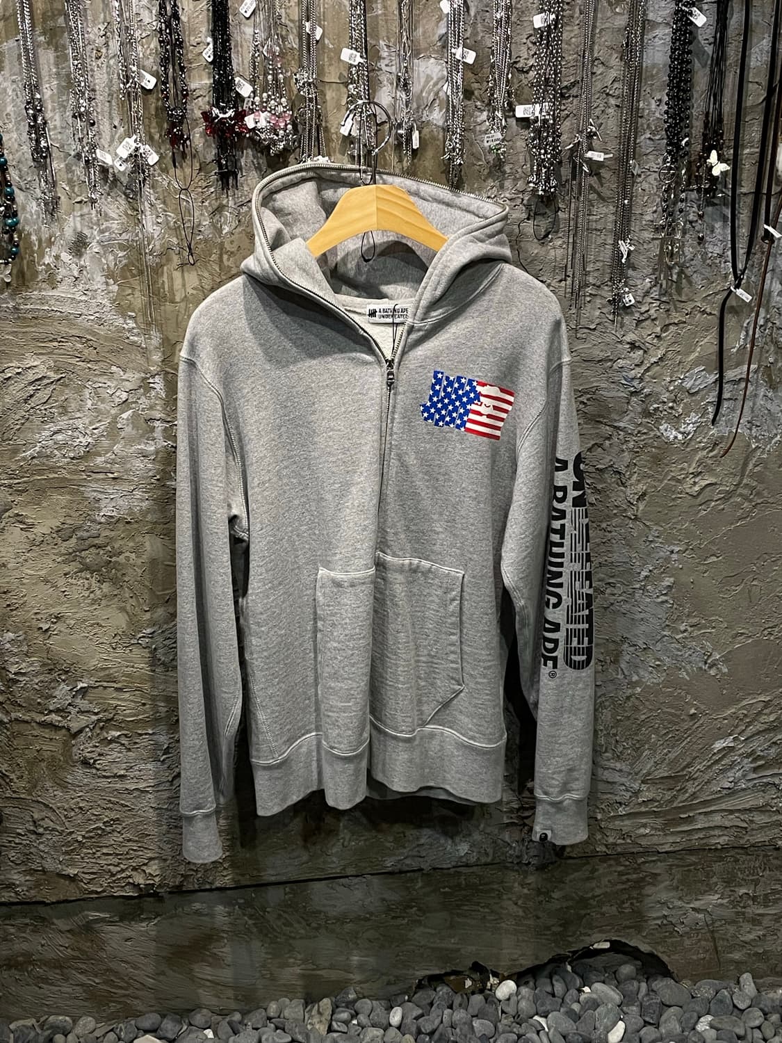 BapeXUndefeated hoodi 상품이미지1